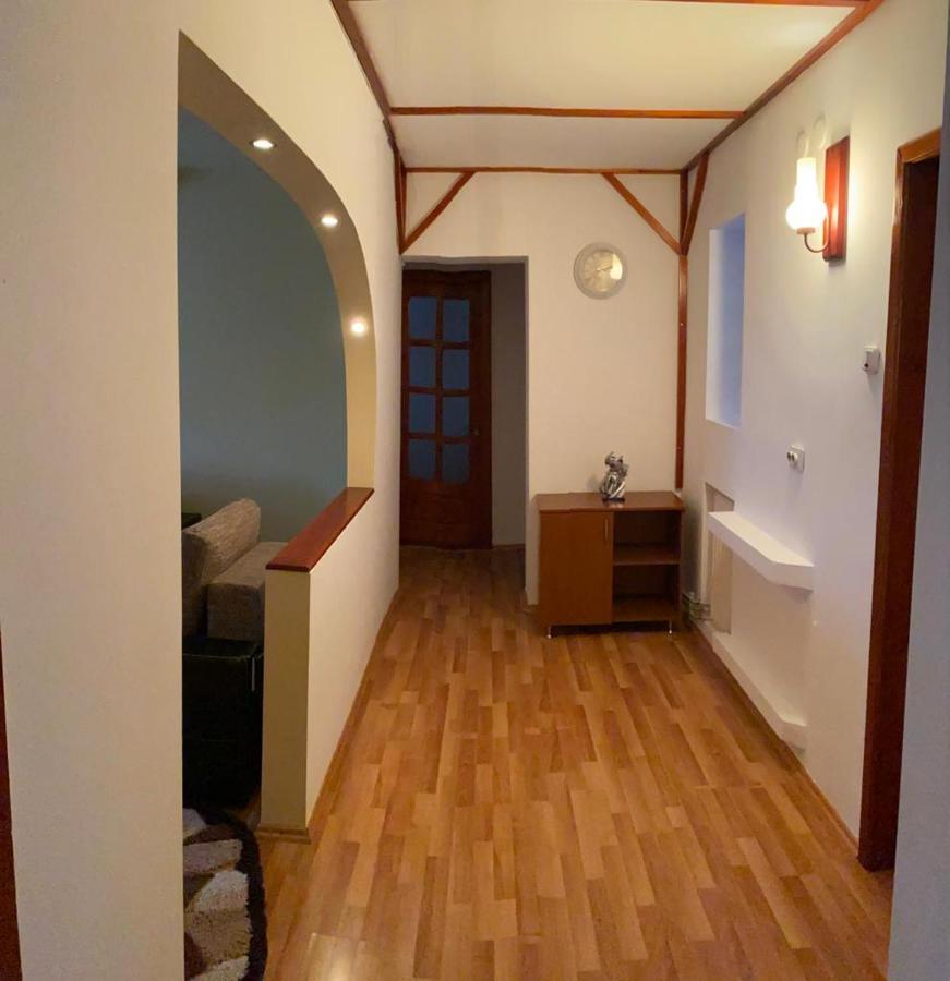Appartement Zorilor à Suceava Extérieur photo