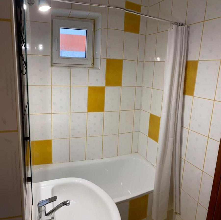 Appartement Zorilor à Suceava Extérieur photo